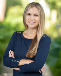 Victoria Headshot